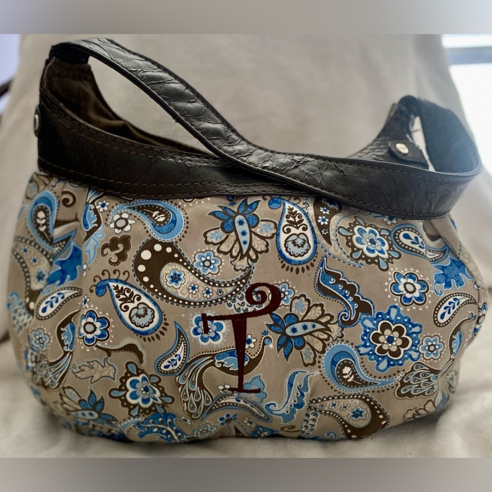 Thirty-one fabric hobo-style purse.